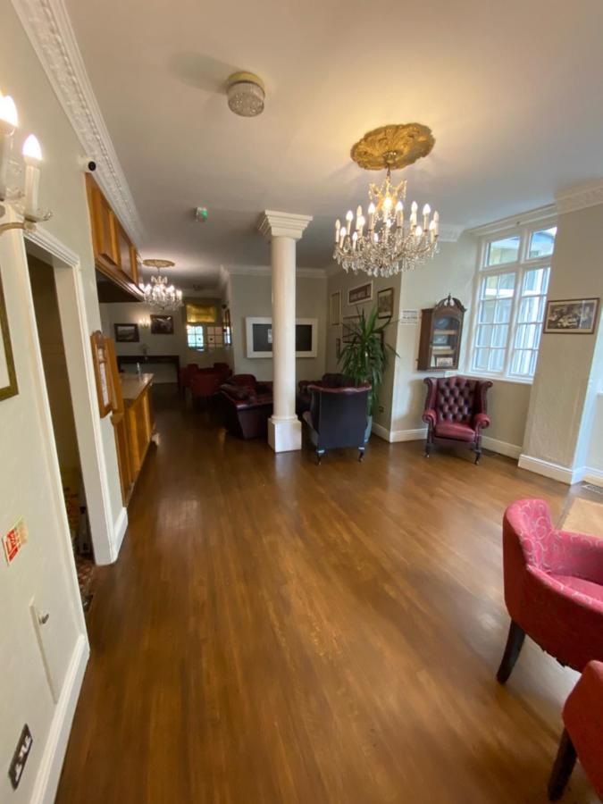 The Hand Hotel Llangollen Exterior foto