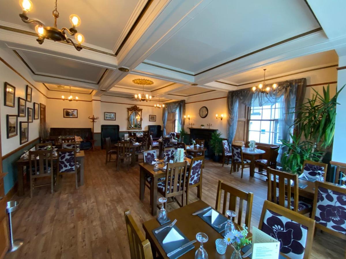 The Hand Hotel Llangollen Exterior foto